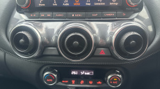 Nissan Juke 1.0 DiG-T N-Connecta 5dr Petrol Hatchback